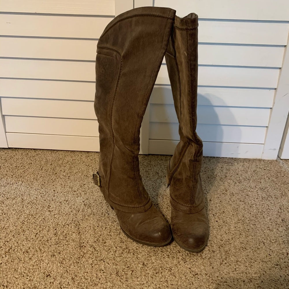 Fergalicious heel boot